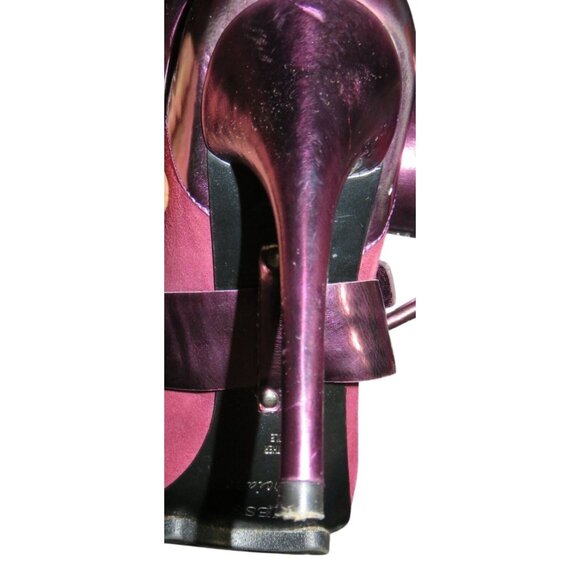 Guess by Marciano Pink & Purple Metallic Patent Italian Leather Strappy Heels 7 - Picture 6 of 10